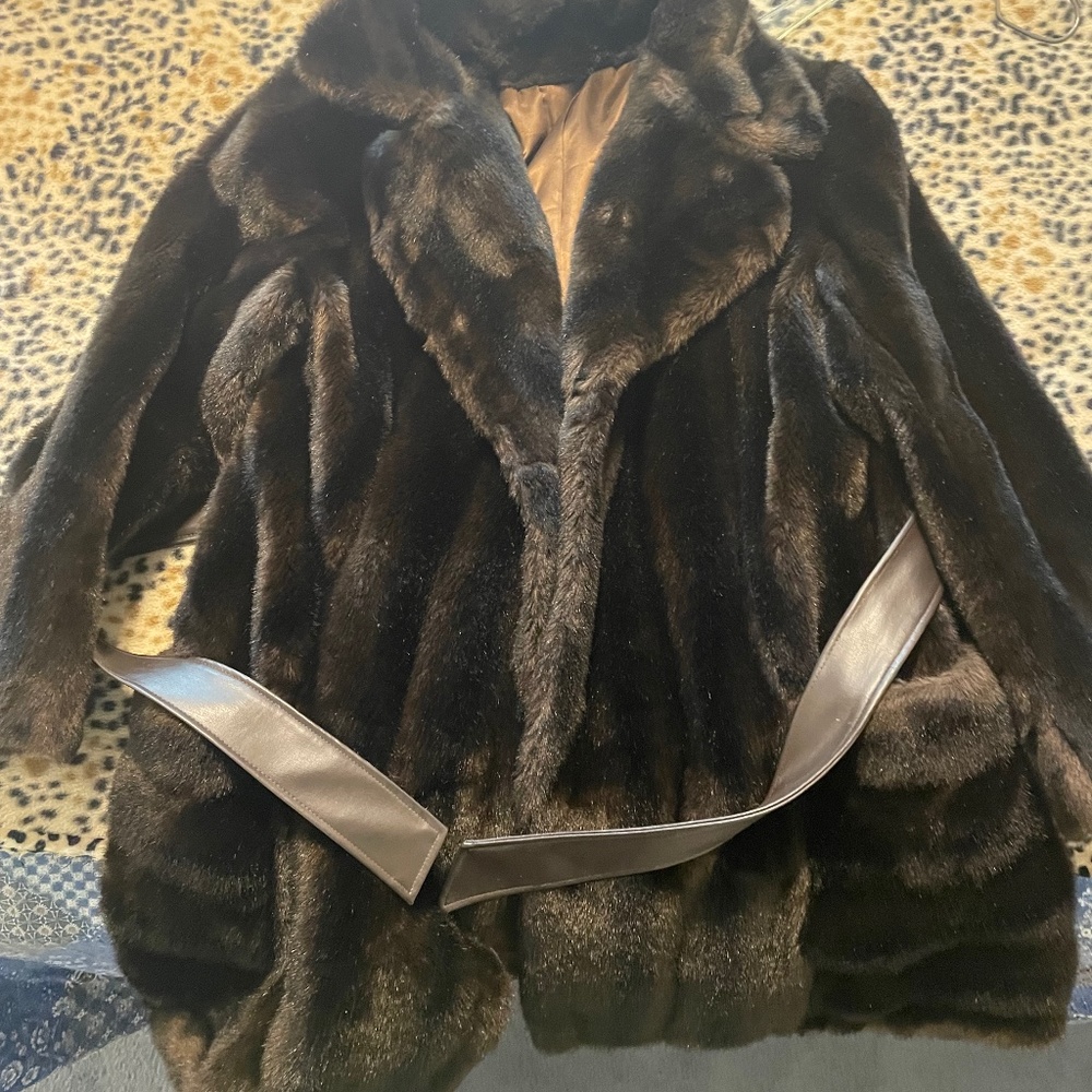 Mr. Milton for coats, excellent condition (10-12)
